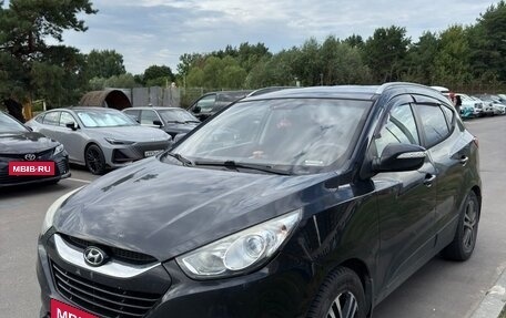 Hyundai ix35 I рестайлинг, 2010 год, 1 000 000 рублей, 2 фотография