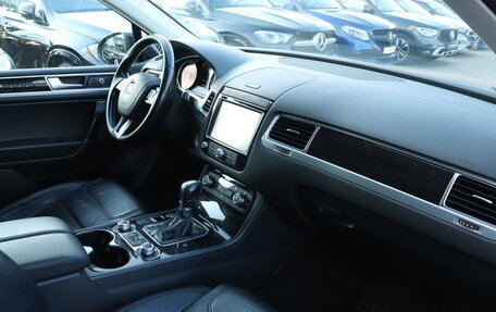 Volkswagen Touareg III, 2016 год, 2 670 000 рублей, 9 фотография