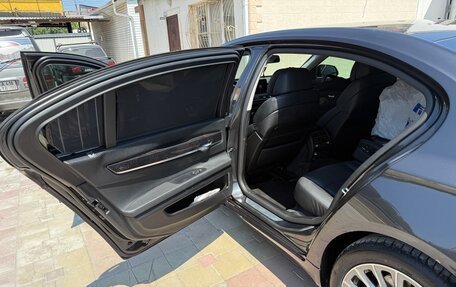 BMW 7 серия, 2009 год, 1 900 000 рублей, 32 фотография