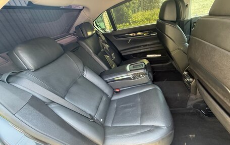 BMW 7 серия, 2009 год, 1 900 000 рублей, 40 фотография