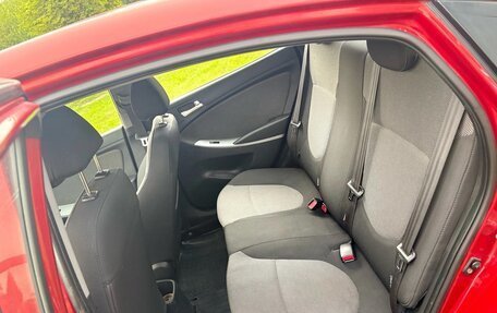 Hyundai Solaris II рестайлинг, 2011 год, 480 000 рублей, 15 фотография