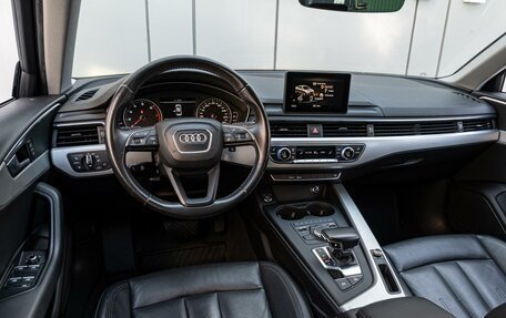 Audi A4, 2018 год, 2 330 000 рублей, 6 фотография