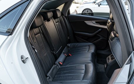 Audi A4, 2018 год, 2 330 000 рублей, 7 фотография