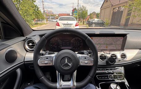 Mercedes-Benz E-Класс, 2018 год, 3 000 000 рублей, 7 фотография