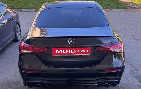 Mercedes-Benz E-Класс, 2018 год, 3 000 000 рублей, 4 фотография