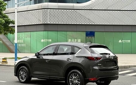 Mazda CX-5 II, 2022 год, 1 900 000 рублей, 4 фотография