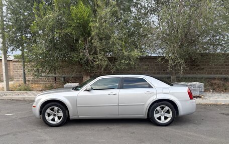 Chrysler 300C II, 2007 год, 1 000 000 рублей, 4 фотография