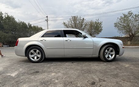 Chrysler 300C II, 2007 год, 1 000 000 рублей, 3 фотография
