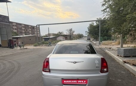 Chrysler 300C II, 2007 год, 1 000 000 рублей, 5 фотография
