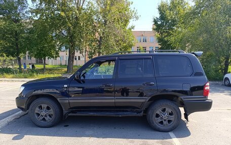 Toyota Land Cruiser 100 рестайлинг 2, 2001 год, 1 800 000 рублей, 6 фотография