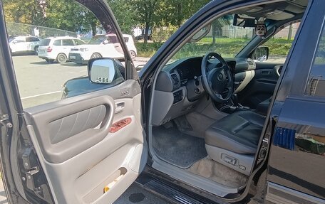 Toyota Land Cruiser 100 рестайлинг 2, 2001 год, 1 800 000 рублей, 9 фотография