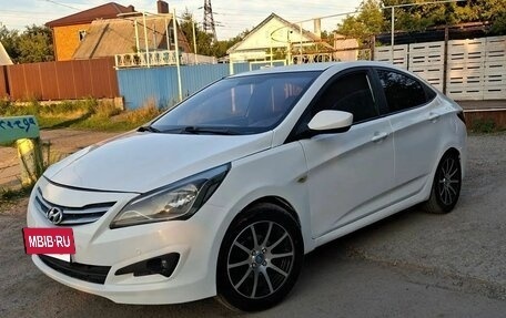 Hyundai Solaris II рестайлинг, 2016 год, 860 000 рублей, 2 фотография