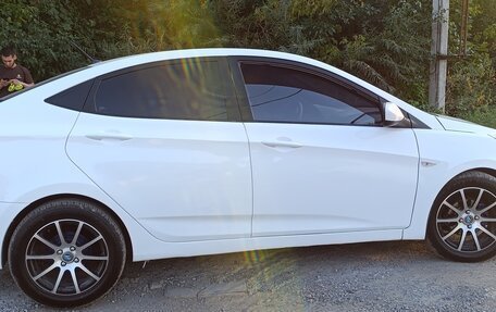 Hyundai Solaris II рестайлинг, 2016 год, 860 000 рублей, 9 фотография