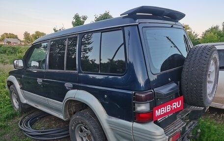 Mitsubishi Pajero III рестайлинг, 1992 год, 500 000 рублей, 3 фотография