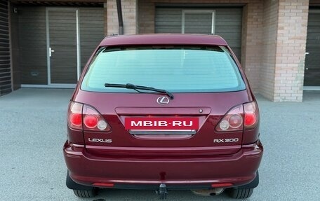 Lexus RX IV рестайлинг, 1999 год, 625 000 рублей, 8 фотография