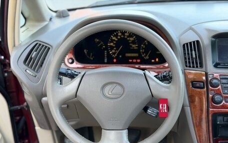 Lexus RX IV рестайлинг, 1999 год, 625 000 рублей, 23 фотография