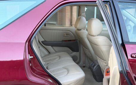 Lexus RX IV рестайлинг, 1999 год, 625 000 рублей, 38 фотография