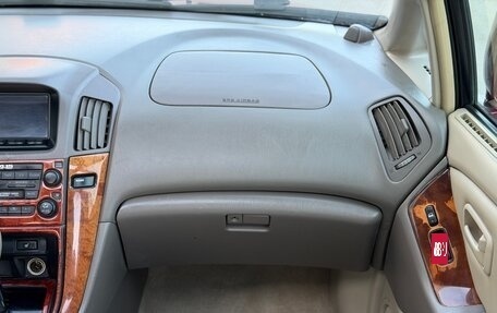 Lexus RX IV рестайлинг, 1999 год, 625 000 рублей, 30 фотография