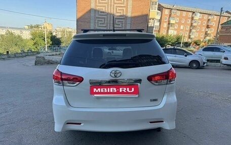 Toyota Wish II, 2012 год, 1 350 000 рублей, 3 фотография