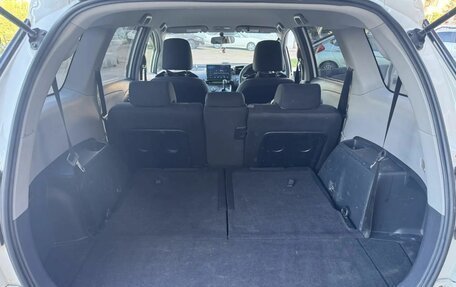 Toyota Wish II, 2012 год, 1 350 000 рублей, 16 фотография