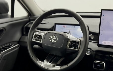Toyota RAV4, 2026 год, 4 450 000 рублей, 18 фотография
