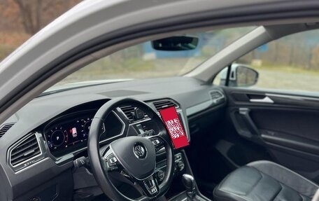 Volkswagen Tiguan II, 2019 год, 2 700 000 рублей, 5 фотография