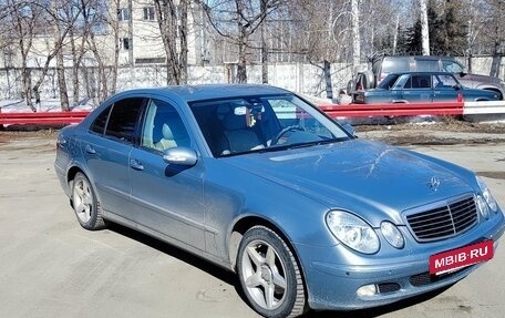 Mercedes-Benz E-Класс, 2004 год, 830 000 рублей, 2 фотография