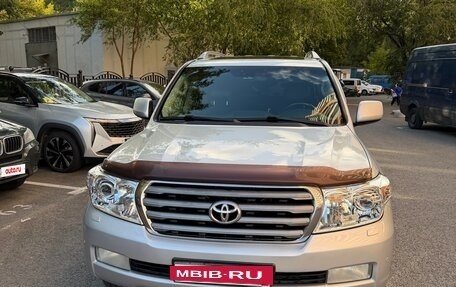 Toyota Land Cruiser 200, 2011 год, 3 300 000 рублей, 5 фотография