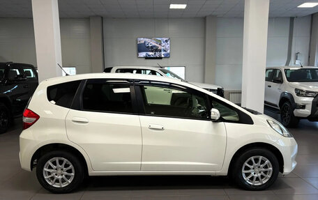 Honda Fit III, 2012 год, 860 000 рублей, 5 фотография