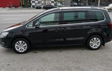 Volkswagen Sharan II, 2015 год, 1 430 000 рублей, 2 фотография
