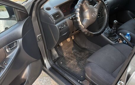 Toyota Corolla, 2005 год, 400 000 рублей, 4 фотография