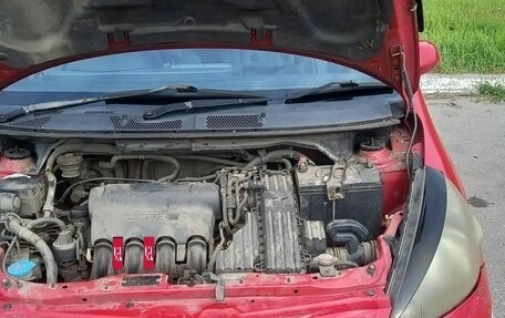 Honda Fit III, 2003 год, 280 000 рублей, 11 фотография