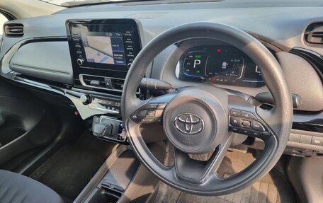 Toyota Aqua, 2022 год, 1 220 000 рублей, 4 фотография