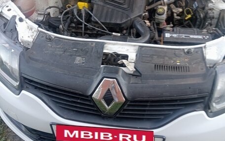 Renault Logan II, 2014 год, 310 000 рублей, 3 фотография