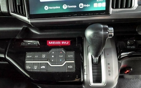 Honda Stepwgn IV, 2011 год, 1 430 000 рублей, 11 фотография