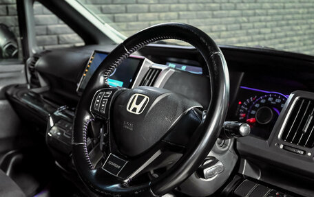 Honda Stepwgn IV, 2011 год, 1 430 000 рублей, 17 фотография
