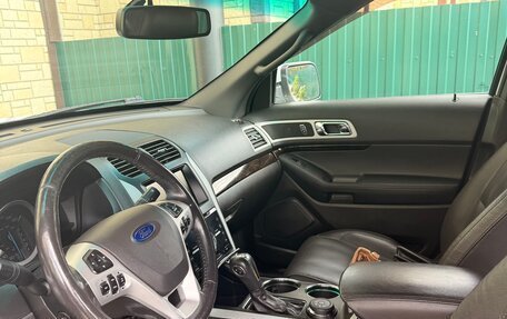 Ford Explorer VI, 2014 год, 2 200 000 рублей, 3 фотография