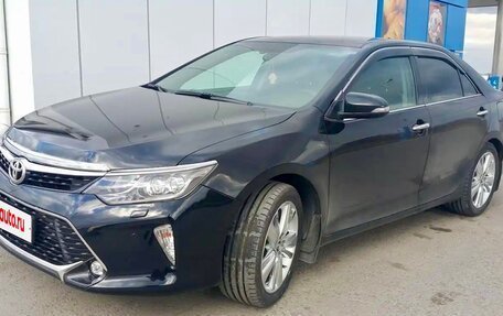 Toyota Camry, 2017 год, 2 380 000 рублей, 3 фотография