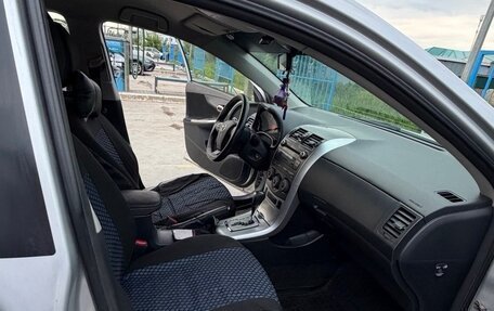Toyota Corolla, 2011 год, 700 000 рублей, 9 фотография