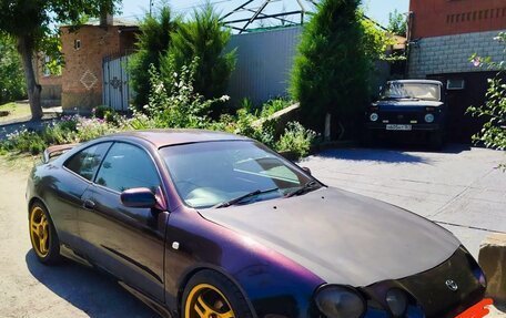 Toyota Celica VII рестайлинг, 1998 год, 600 000 рублей, 3 фотография