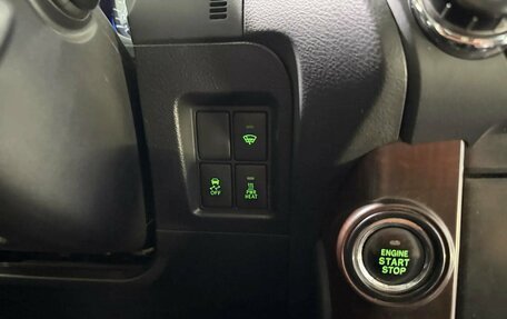 Toyota Land Cruiser Prado 150 рестайлинг 2, 2015 год, 3 470 000 рублей, 15 фотография