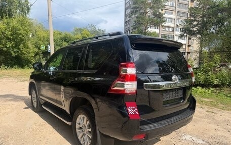 Toyota Land Cruiser Prado 150 рестайлинг 2, 2016 год, 4 300 000 рублей, 7 фотография