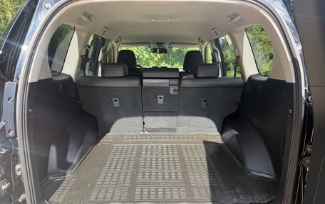 Toyota Land Cruiser Prado 150 рестайлинг 2, 2016 год, 4 300 000 рублей, 20 фотография
