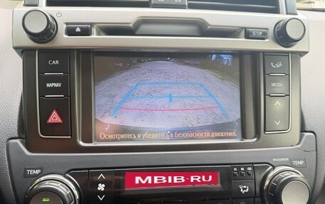 Toyota Land Cruiser Prado 150 рестайлинг 2, 2016 год, 4 300 000 рублей, 26 фотография
