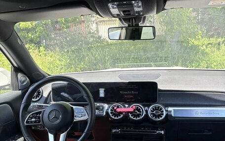 Mercedes-Benz GLB, 2020 год, 2 770 000 рублей, 10 фотография