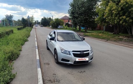 Chevrolet Cruze II, 2010 год, 500 000 рублей, 2 фотография