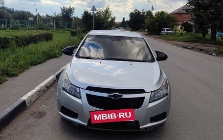 Chevrolet Cruze II, 2010 год, 500 000 рублей, 4 фотография