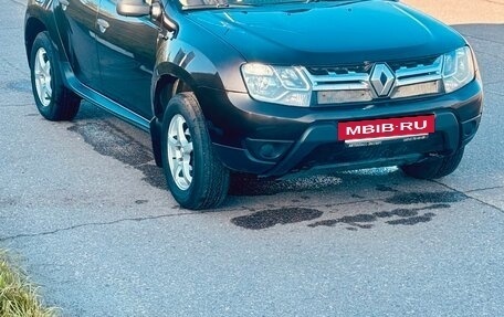 Renault Duster I рестайлинг, 2016 год, 1 100 000 рублей, 2 фотография
