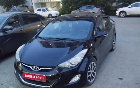 Hyundai Avante, 2011 год, 750 000 рублей, 1 фотография