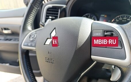 Mitsubishi Outlander III рестайлинг 3, 2012 год, 1 300 000 рублей, 22 фотография